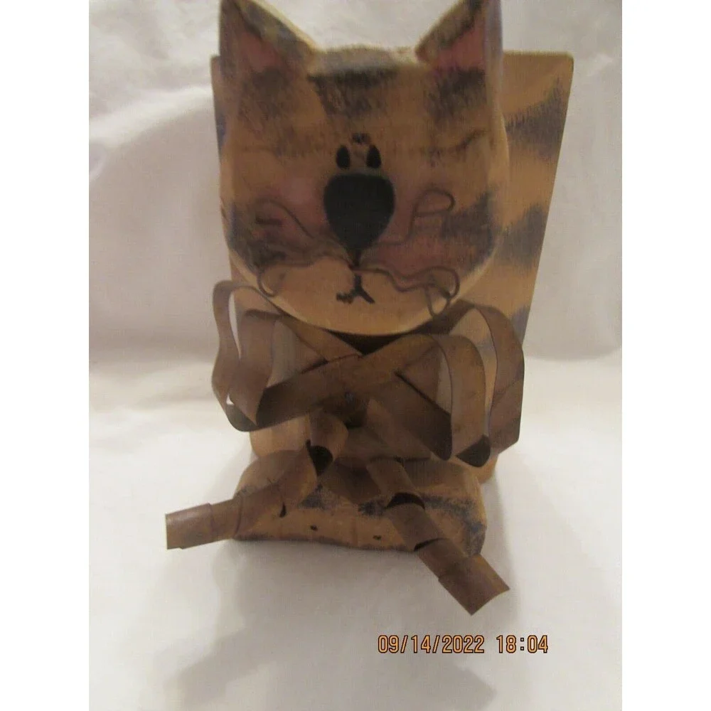 Unbranded wooden kitty